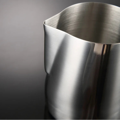 Jarra de Leite em Aço Inox para Cappuccino e Café