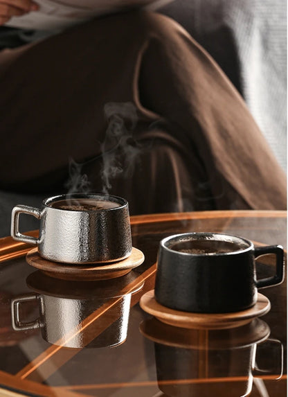 Xícara de Café com Pires Dourado Kit Presente