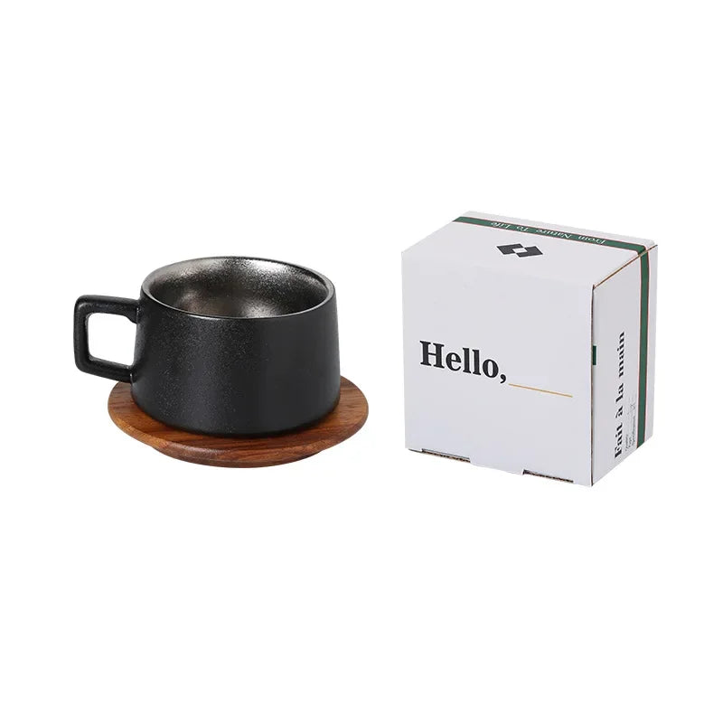 Xícara de Café com Pires Dourado Kit Presente