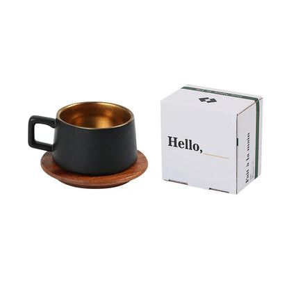 Xícara de Café com Pires Dourado Kit Presente