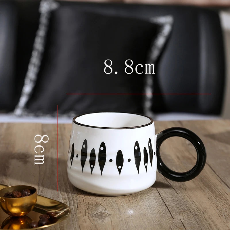 Caneca de Cerâmica Xadrez Preto e Branco