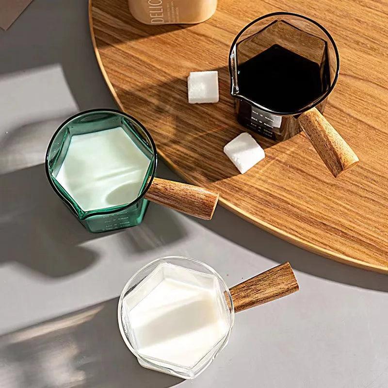 Copo Medidor Hexagonal de Vidro para Café e Leite