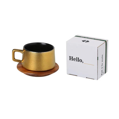 Xícara de Café com Pires Dourado Kit Presente