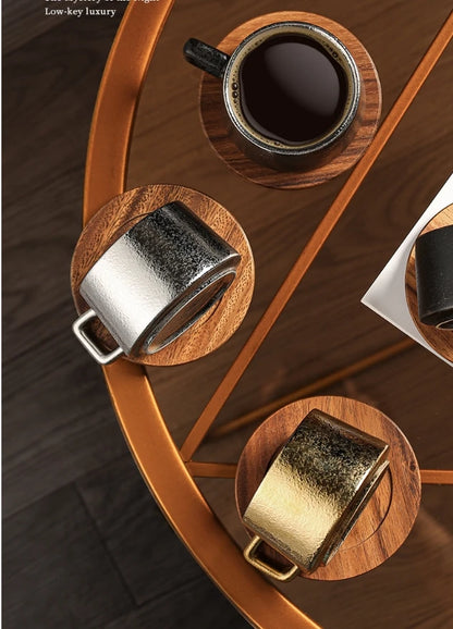 Xícara de Café com Pires Dourado Kit Presente