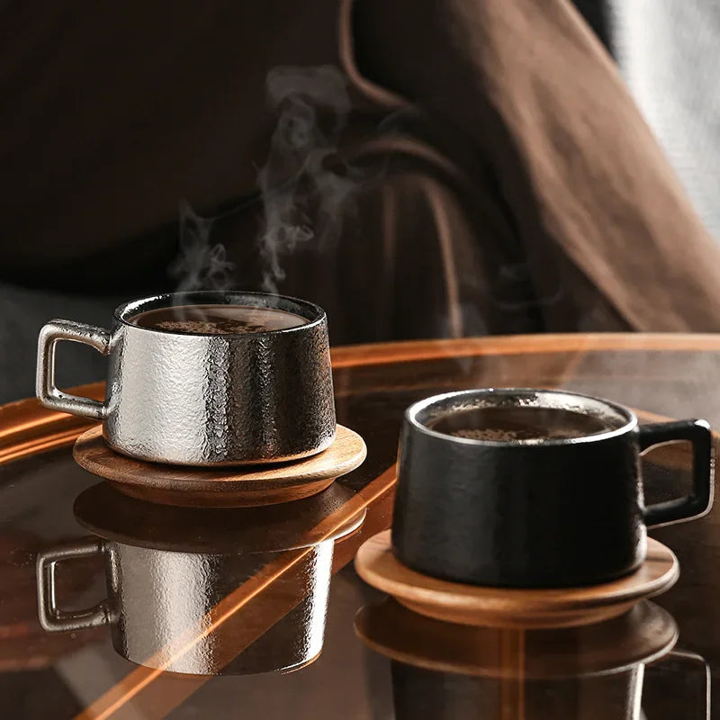 Xícara de Café com Pires Dourado Kit Presente