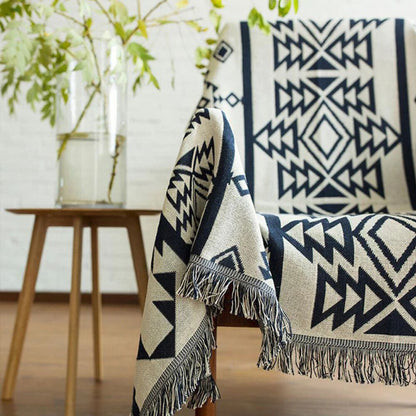 Manta boho reversível Nomad em ambiente decorado
