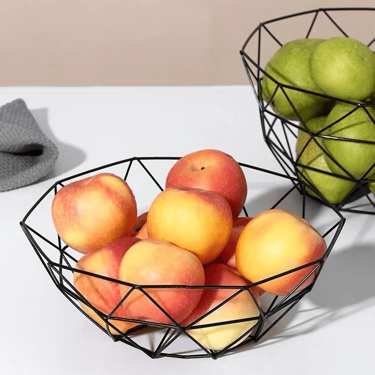 Fruteira Geometric Bowl - Cozinha - Armazenamento, Aço, cozinha, Decoração, Decoração de Mesa, Design, Durabilidade, Estilo, Frutas, fruteira, Fruteira de Aço, Fruteira de Cozinha, Fruteira de Design, Fruteira de Mesa, Fruteira Decorativa, Fruteira Organizadora, Mesa, Modernidade, Organização, Praticidade, presente, Produto de Qualidade, Produtos de Qualidade, Produtos em Aço, Produtos Modernos, Suporte, Utensílios de Cozinha